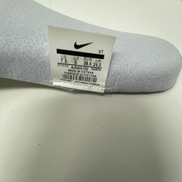 Nike Women's Air Vapormax Flynit 3 Pure Platinum Running Shoes AJ6900-102 Sz 7.5 - Picture 7 of 7